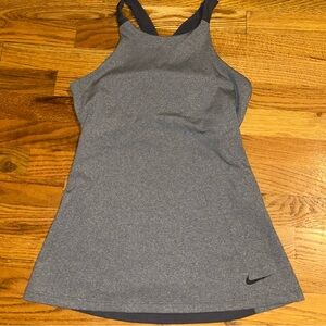 Nike Training Dry Gray Women’s Tank Top Sports Bra New Large - MSRP $65